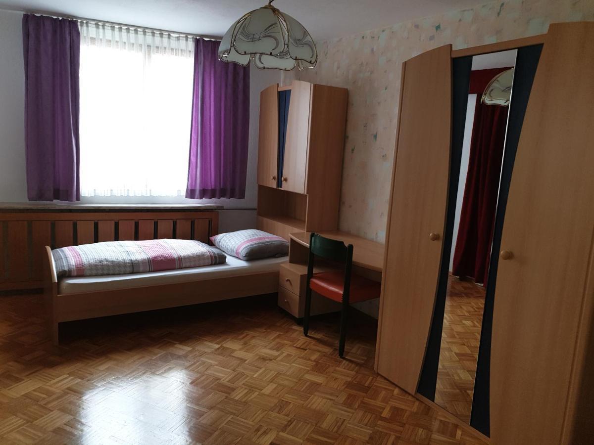 Pension Engel Hotell Pfullendorf Exteriör bild