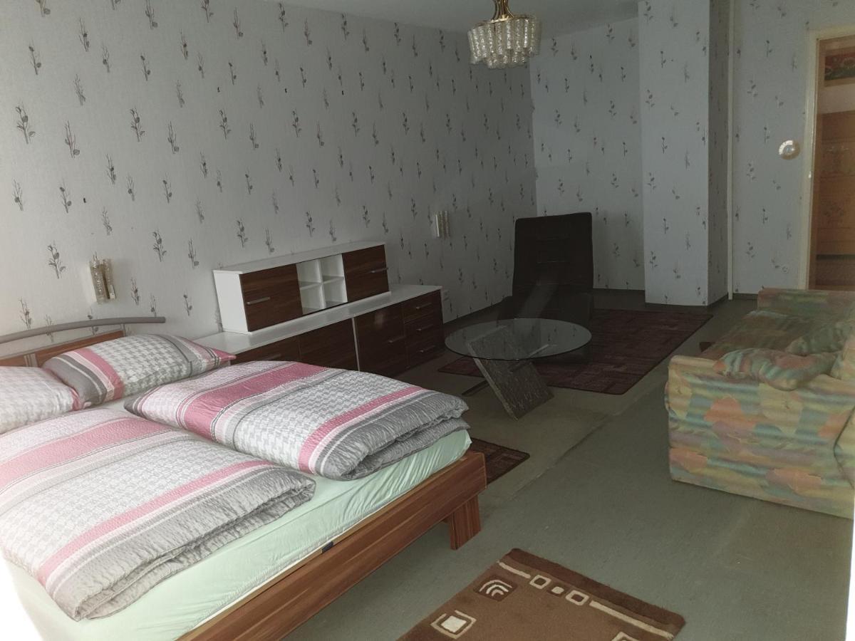 Pension Engel Hotell Pfullendorf Exteriör bild