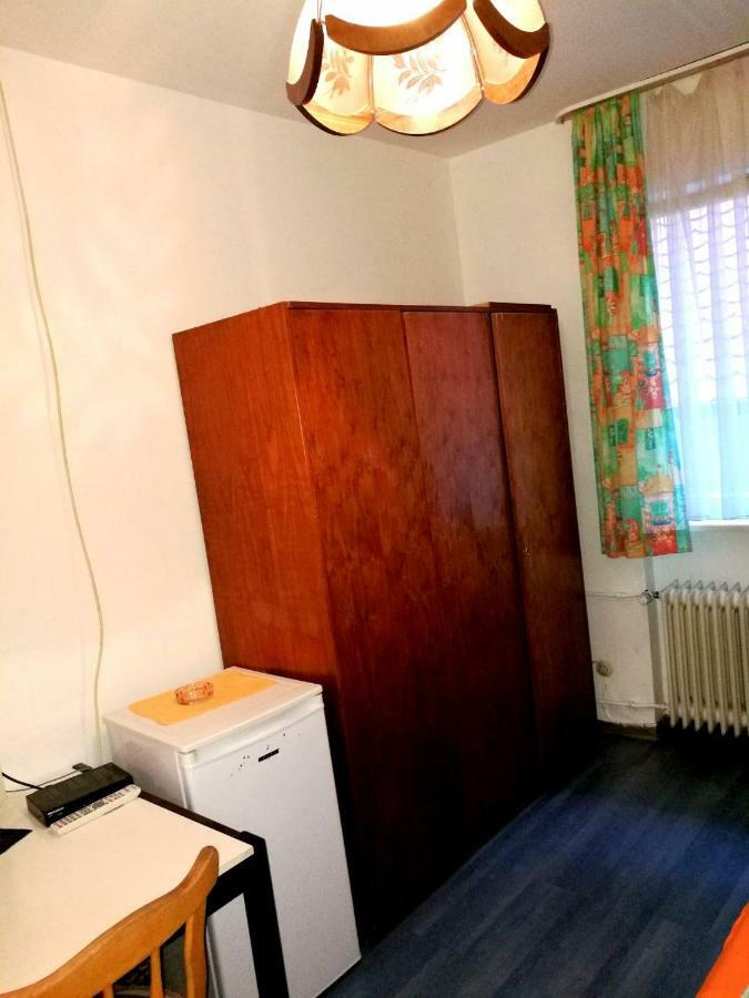 Pension Engel Hotell Pfullendorf Exteriör bild