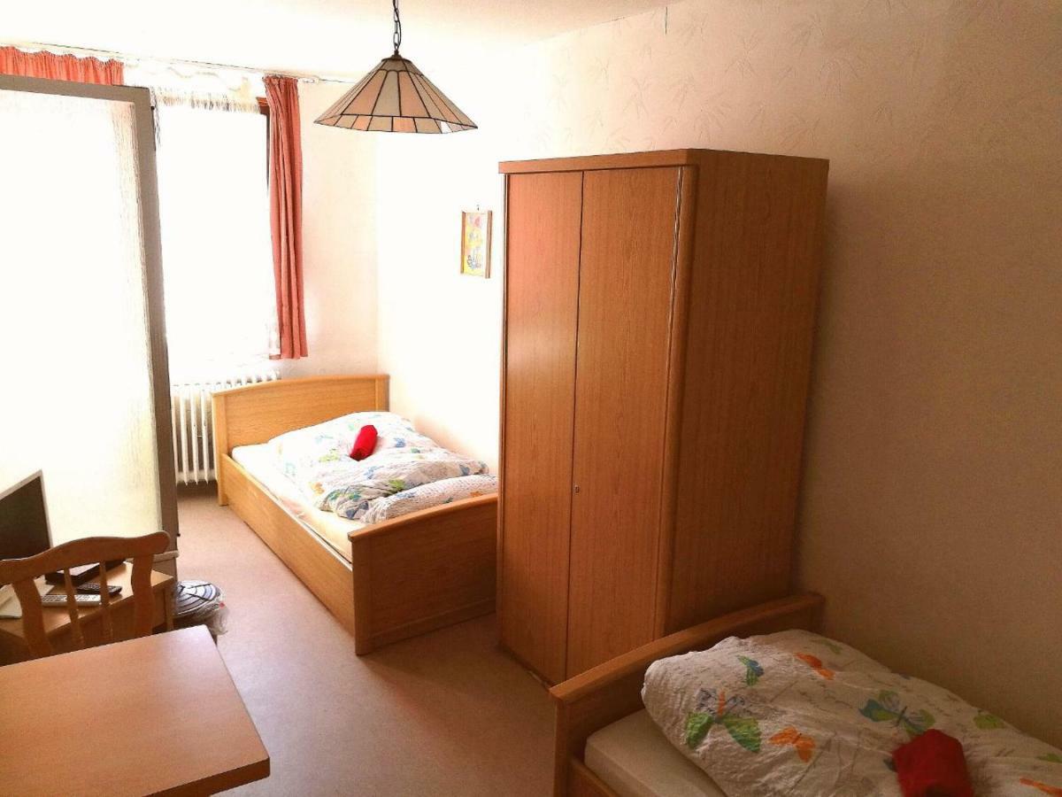 Pension Engel Hotell Pfullendorf Exteriör bild